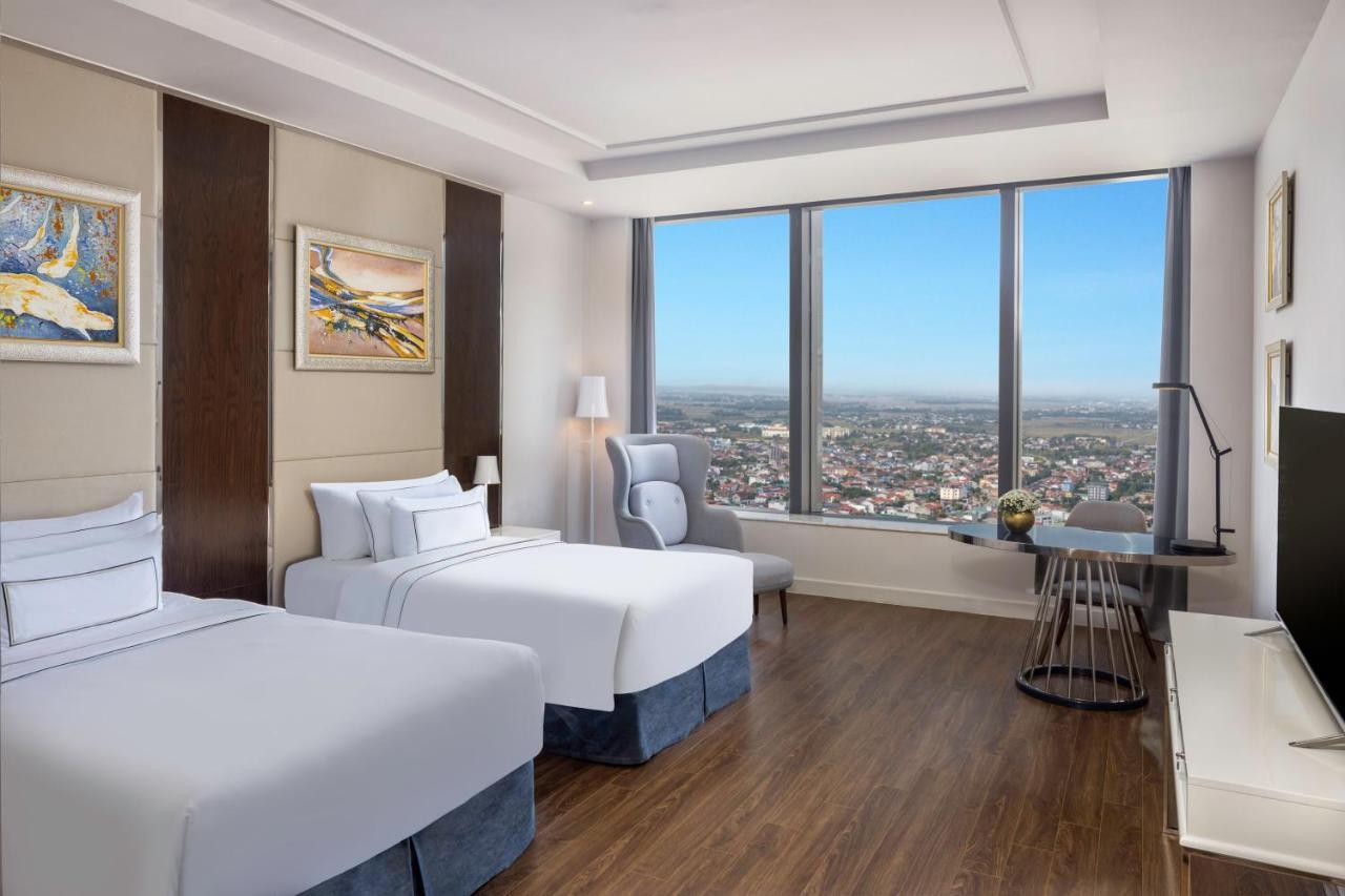 Melia Vinpearl Ha Tinh Hotel Room photo