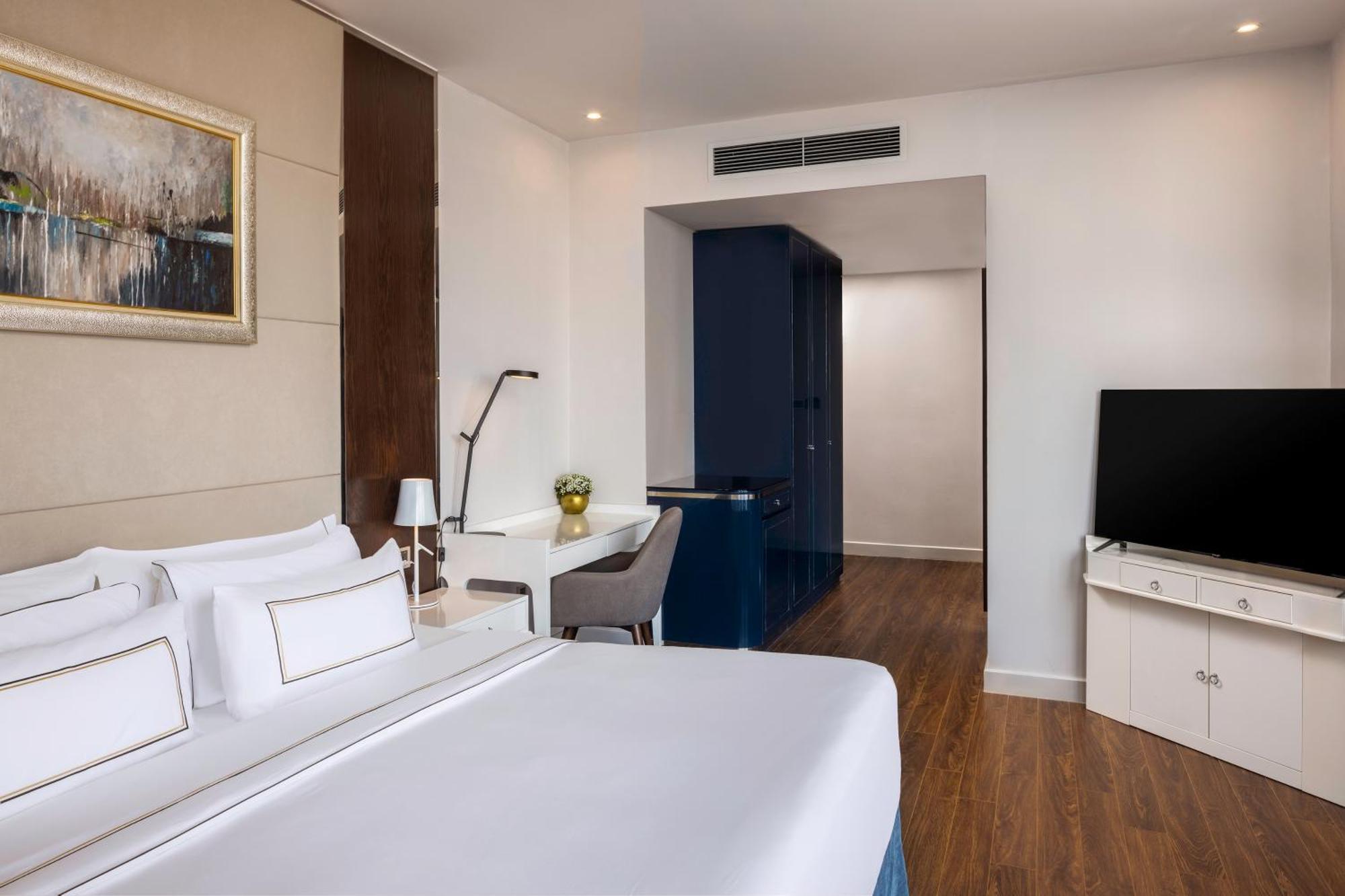 Melia Vinpearl Ha Tinh Hotel Room photo